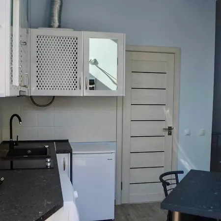 Apartment Romantic In 500m From Opera