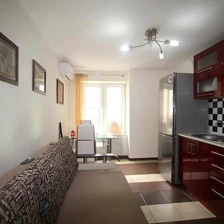 Romantic In 500m From Opera Lviv
