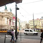 Romantic In 500m From Opera Apartment *