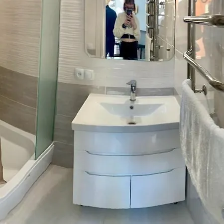 Appartement Romantic In 500m From Opera Lviv