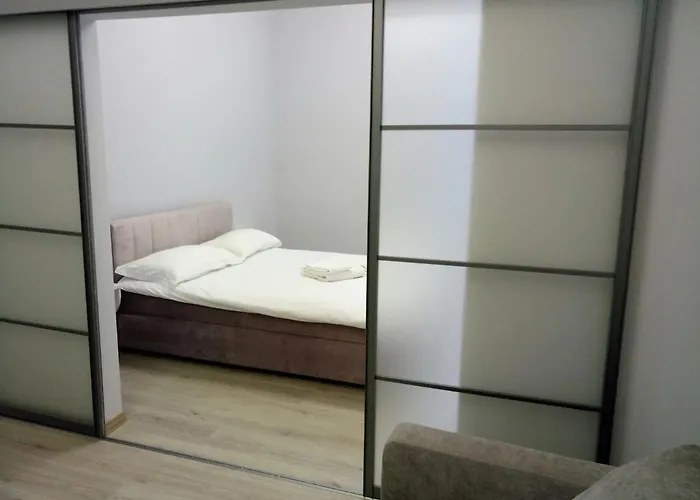 Romantic In 500m From Opera *