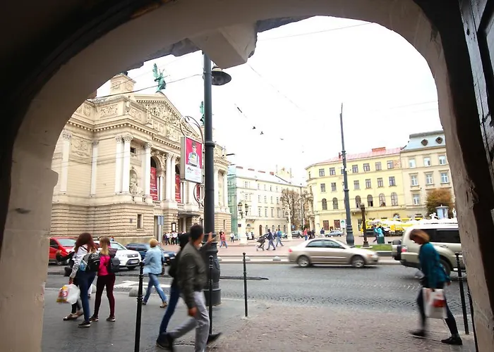 Romantic In 500m From Opera Lviv