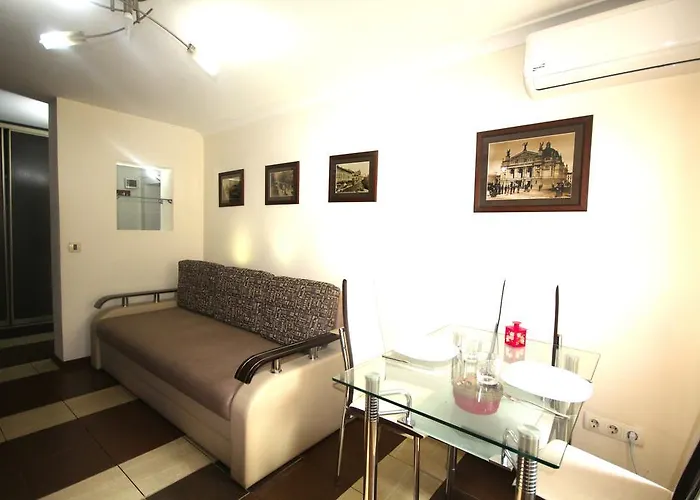 Romantic In 500m From Opera Lwów