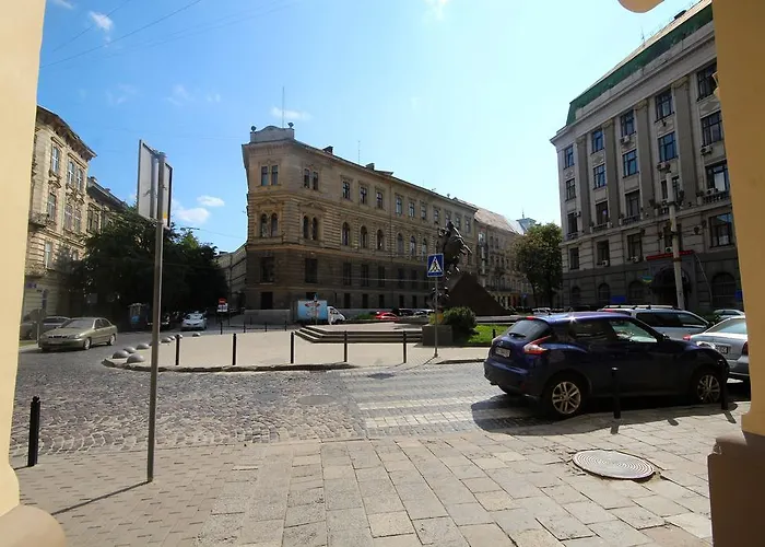 Romantic In 500m From Opera Lejlighed Lviv